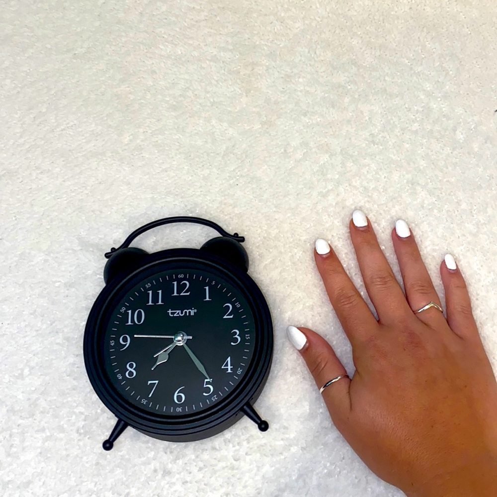 Small Clock - Picture 4 of 4